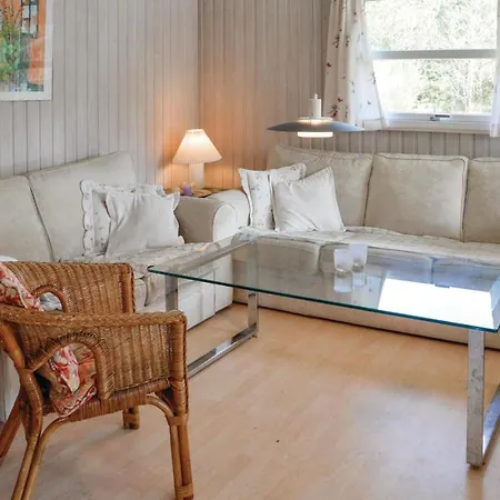 펜션 Two Bedroom Holiday In 링쾨빙